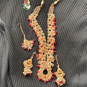 Elegant Gold and Red Jewelry Set